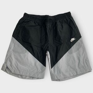Nike Sportswear Windrunner Track Shorts  Black/Grey AR2424-010 Mens size XL New